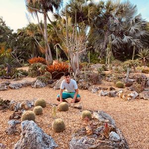 Meet your Posher, Carlos